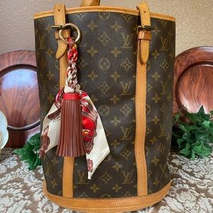 Louis Vuitton Bucket GM